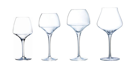 Ontdek het verschil in je wijnbeleving: Kristalglas vs. normaal glas