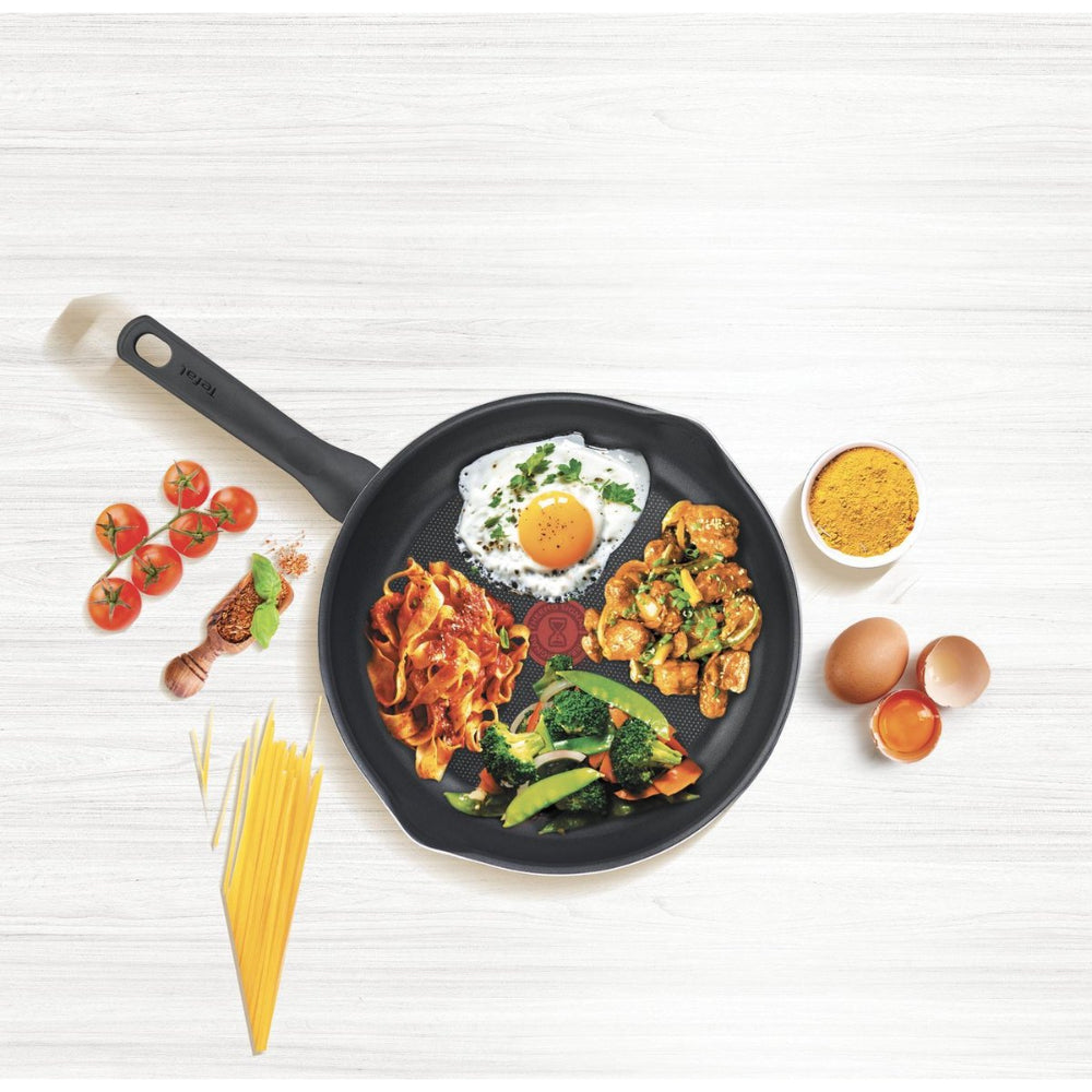 Tefal Day by Day Koekenpan - Niet geschikt voor Inductie - Anti-aanbaklaag - Schenktuiten - Aluminium - Zwart